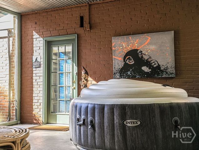 1700 Skidaway Road, Savannah, GA 31404