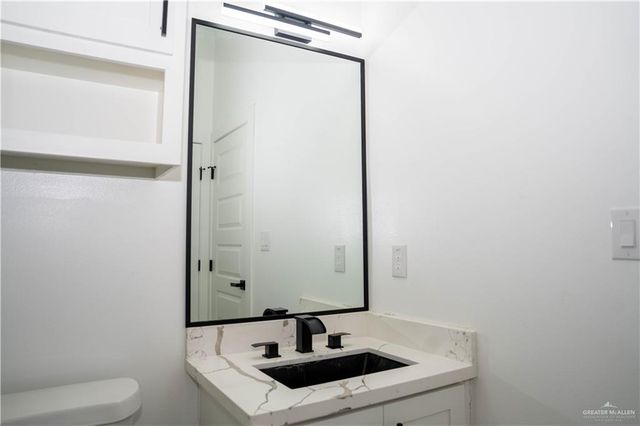 106 W Eldora Road, San Juan, TX 78589
