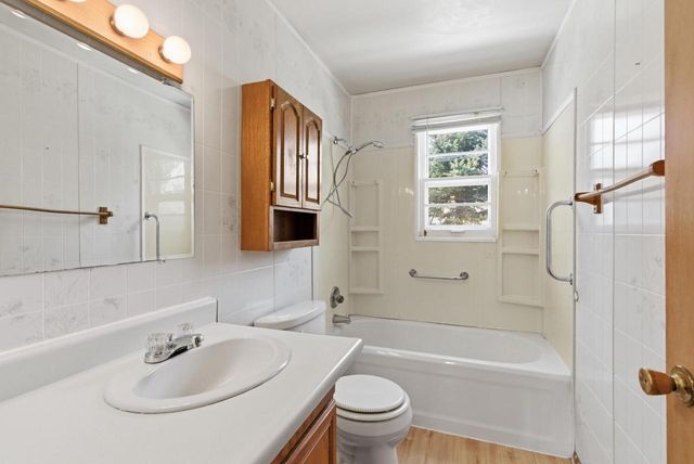 20 N RESERVE AVENUE, Fond Du Lac, WI 54935