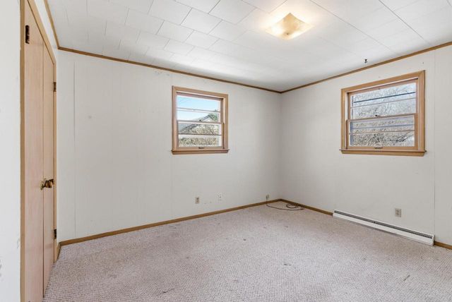 20 N RESERVE AVENUE, Fond Du Lac, WI 54935