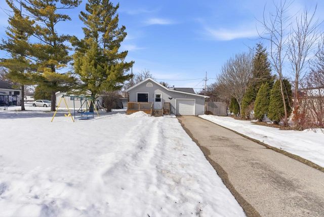 20 N RESERVE AVENUE, Fond Du Lac, WI 54935