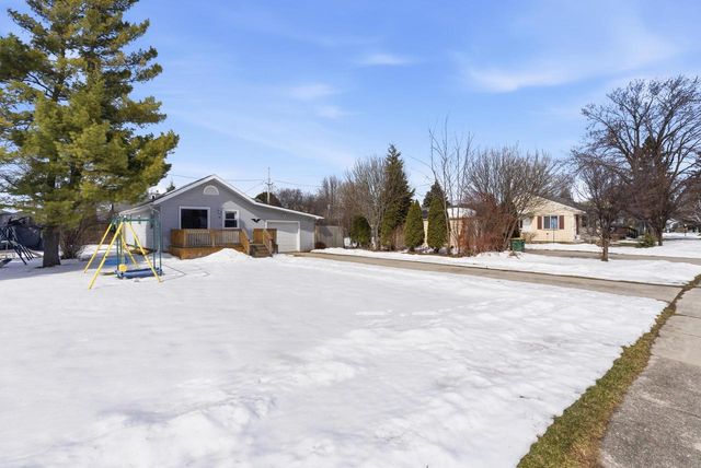 20 N RESERVE AVENUE, Fond Du Lac, WI 54935
