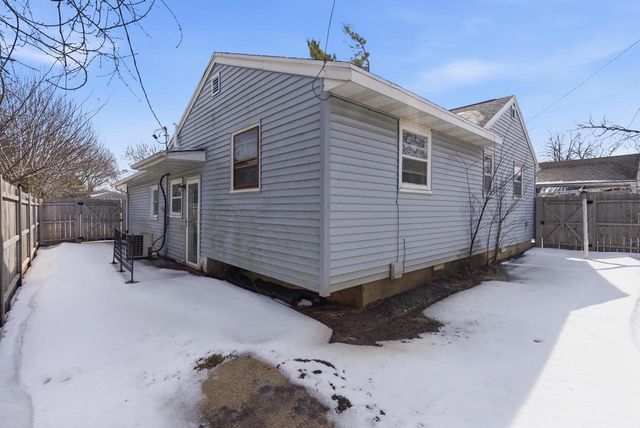 20 N RESERVE AVENUE, Fond Du Lac, WI 54935