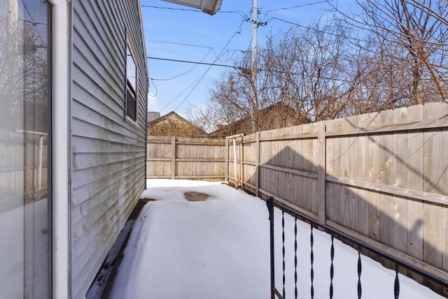 20 N RESERVE AVENUE, Fond Du Lac, WI 54935