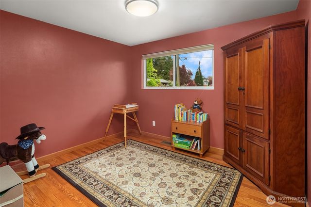 4617 183rd Place SW, Lynnwood, WA 98037