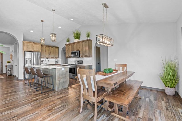 6636 RUSTIC OAKS DRIVE, Winneconne, WI 54986
