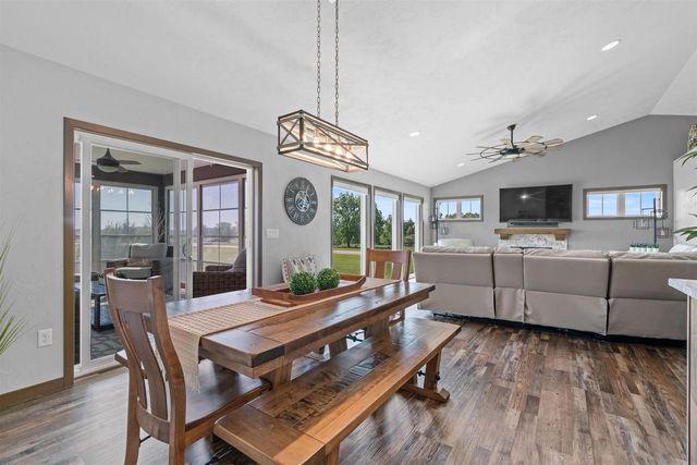 6636 RUSTIC OAKS DRIVE, Winneconne, WI 54986