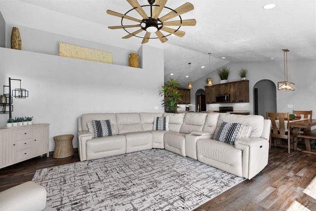 6636 RUSTIC OAKS DRIVE, Winneconne, WI 54986