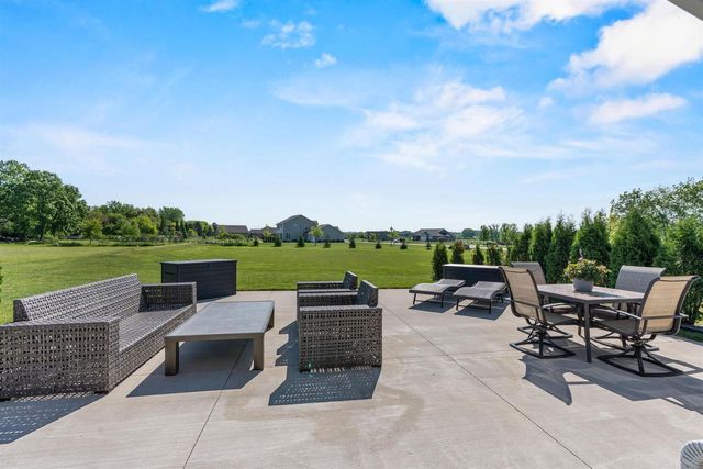 6636 RUSTIC OAKS DRIVE, Winneconne, WI 54986