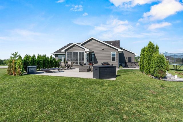6636 RUSTIC OAKS DRIVE, Winneconne, WI 54986