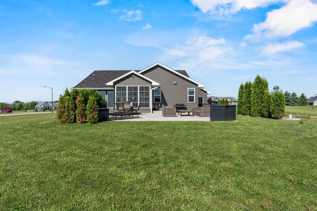 6636 RUSTIC OAKS DRIVE, Winneconne, WI 54986