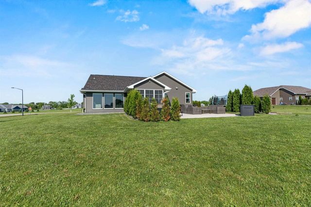 6636 RUSTIC OAKS DRIVE, Winneconne, WI 54986