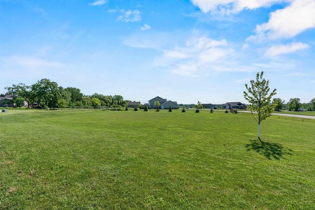 6636 RUSTIC OAKS DRIVE, Winneconne, WI 54986
