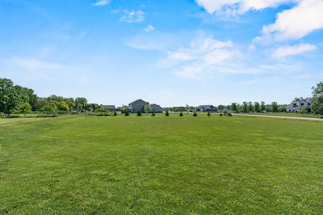 6636 RUSTIC OAKS DRIVE, Winneconne, WI 54986