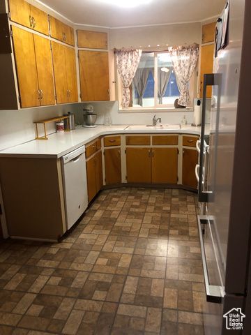 1212 N 850 E, Bountiful, UT 84010