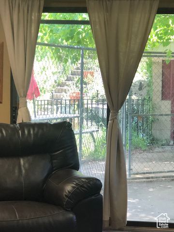 1212 N 850 E, Bountiful, UT 84010