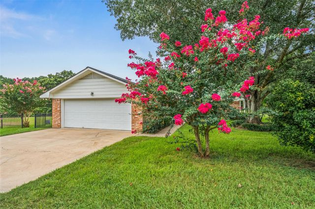 204 Wade Road, Brookshire, TX 77423