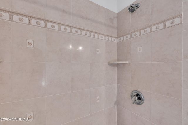 807 Prospect Avenue, Spring Lake Heights, NJ 07762