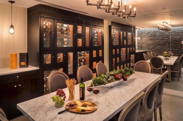 416 W 52nd St Apt 324, New York City, NY 10019