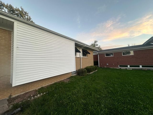 248 N Gay Court, Glenwood, IL 60425