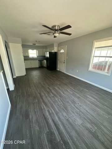 125 N Kimbrel Avenue, Panama City, FL 32404