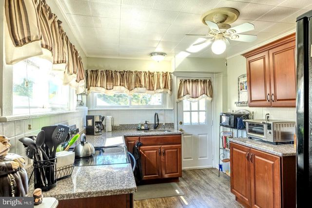 1919 PERSHING AVE, Morton, PA 19070