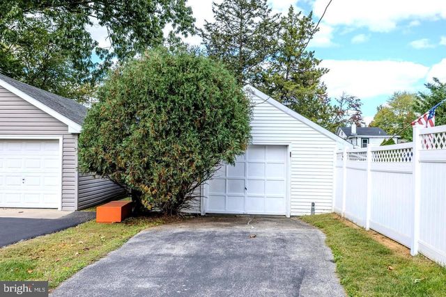 1919 PERSHING AVE, Morton, PA 19070