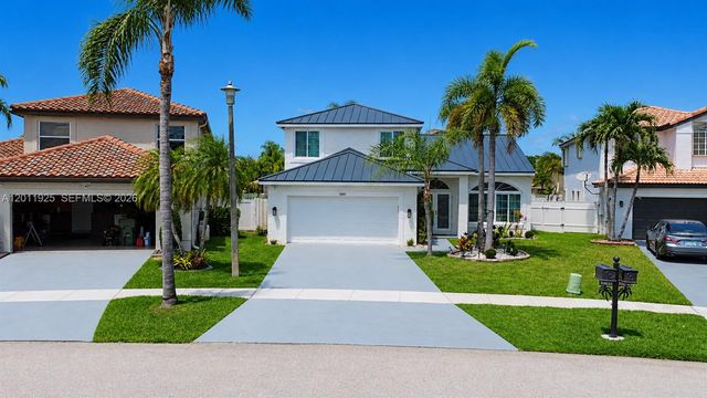 18083 SW 13th St, Pembroke Pines, FL 33029