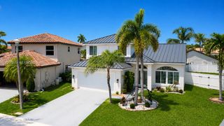 18083 SW 13th St, Pembroke Pines, FL 33029