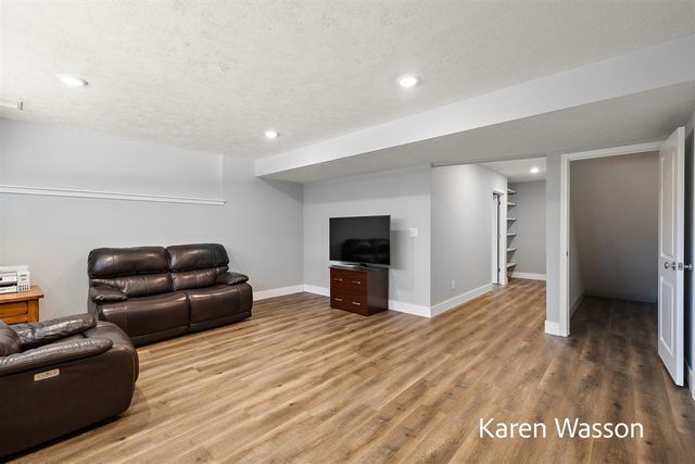 13485 Stafford Drive, Nunica, MI 49448