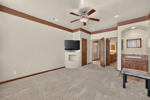 2624 Saltillo Road NE, Rio Rancho, NM 87144