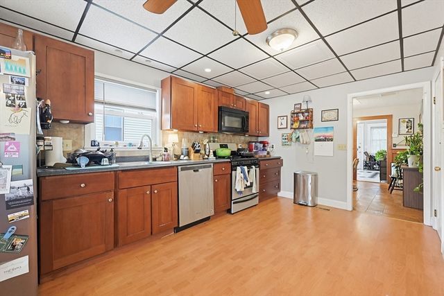 15-17 Golden Avenue, Medford, MA 02155