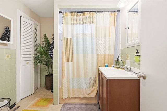 15-17 Golden Avenue, Medford, MA 02155