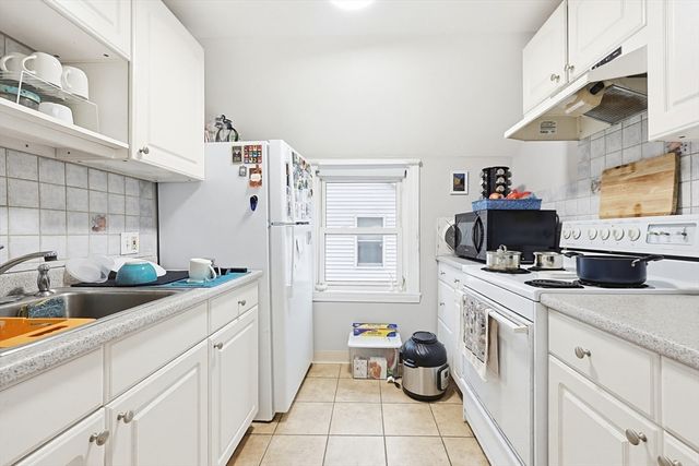 15-17 Golden Avenue, Medford, MA 02155