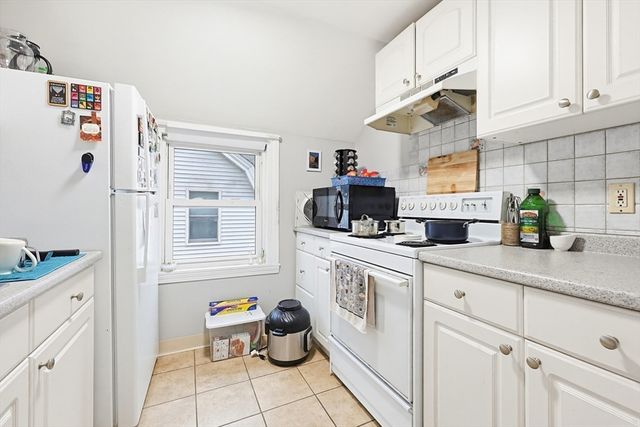 15-17 Golden Avenue, Medford, MA 02155