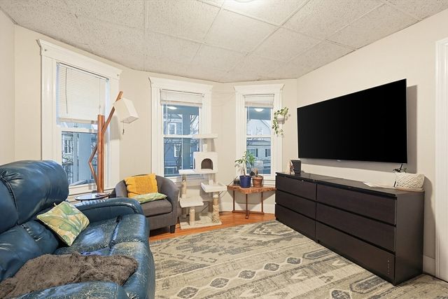 15-17 Golden Avenue, Medford, MA 02155