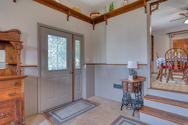 1899 W Kelly Road, Boonville, IN 47601