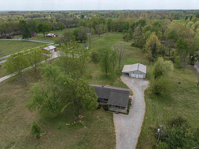 1899 W Kelly Road, Boonville, IN 47601