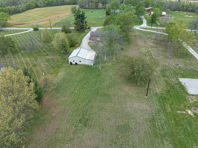 1899 W Kelly Road, Boonville, IN 47601