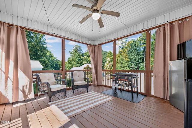 207 Laurel Oaks Drive, Youngsville, NC 27596