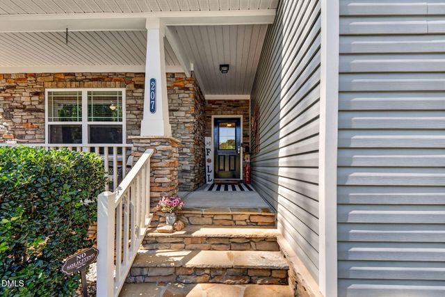 207 Laurel Oaks Drive, Youngsville, NC 27596