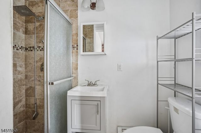 147 Phelps Ave 2, Englewood City, NJ 07631