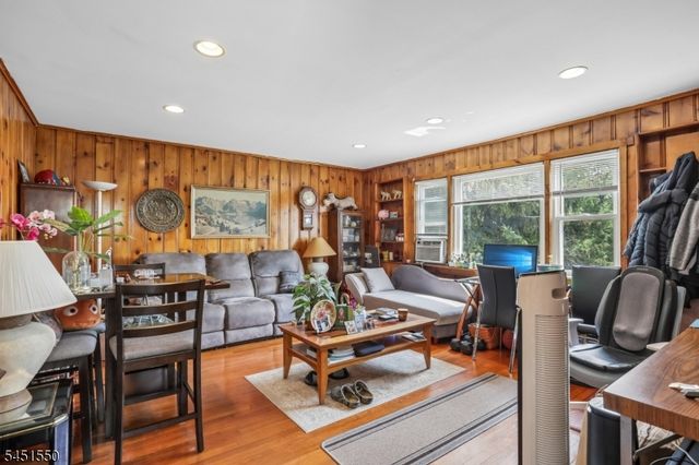 147 Phelps Ave 2, Englewood City, NJ 07631