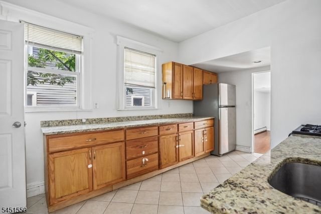 147 Phelps Ave 2, Englewood City, NJ 07631