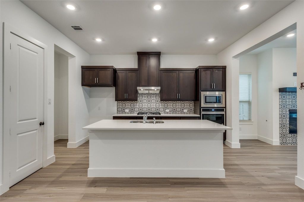 5411 Grand Avenue, Sachse, TX 75048