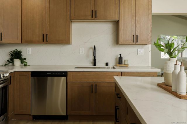 8436 Borealis, San Diego, CA 92126