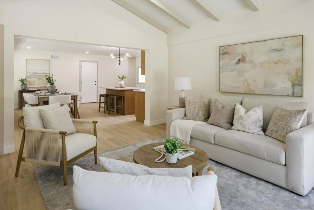 8436 Borealis, San Diego, CA 92126