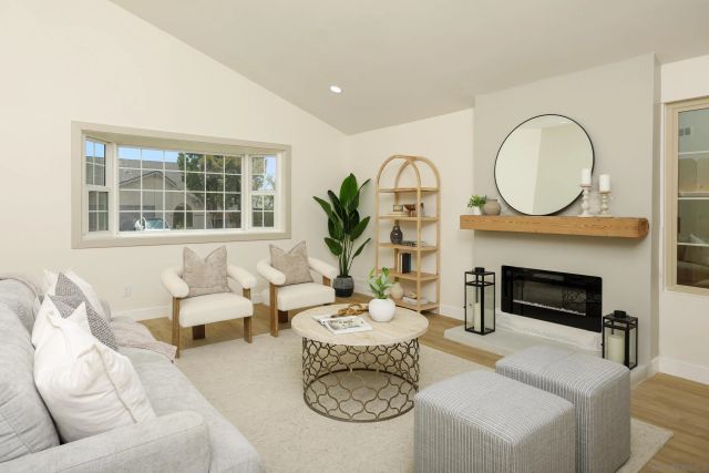 8436 Borealis, San Diego, CA 92126