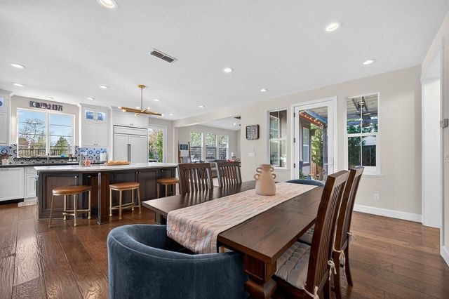 2196 Red Setter Rd, Rocklin, CA 95765