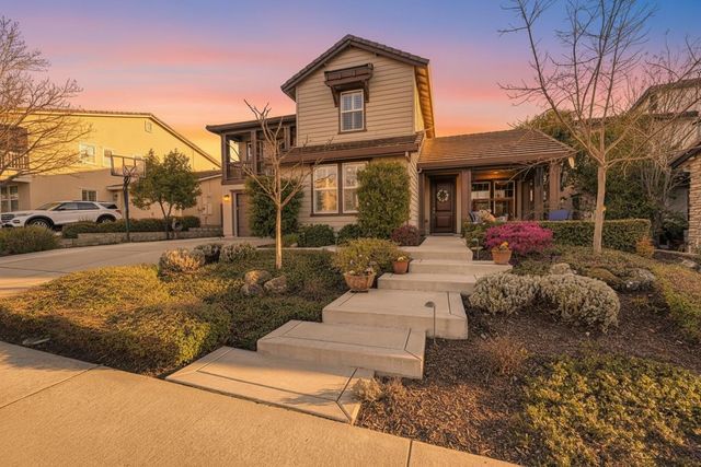 2196 Red Setter Rd, Rocklin, CA 95765